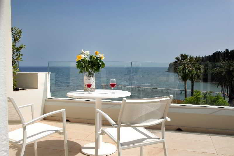 Mayor Mon Repos Palace - Adults Only Corfu  Екстериор снимка